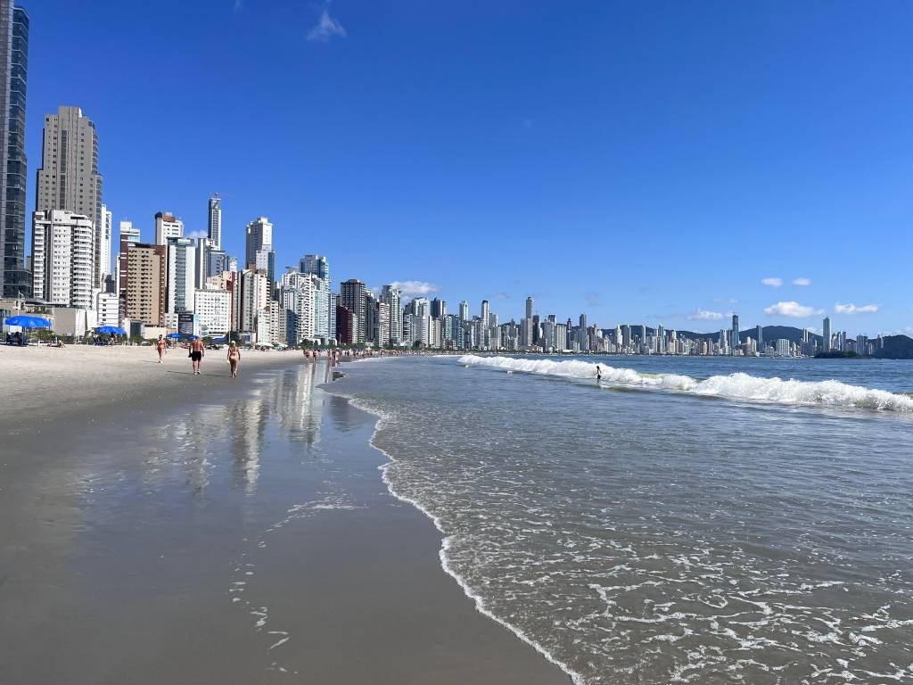 Praia Central, Balneário Camboriú, Santa Catarina Praia Central, Balneário Camboriú, Santa Catarina