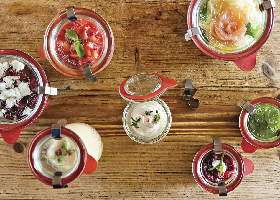 Aperitivos no Lila Soße, Dresden, Alemanha Aperitivos no Lila Soße, Dresden, Alemanha