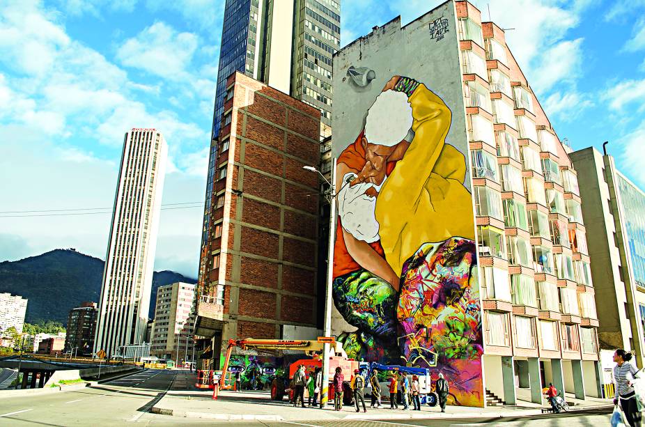 Na Calle 26, o grafitão El Besos de Los Invisibles Na Calle 26, o grafitão El Besos de Los Invisibles