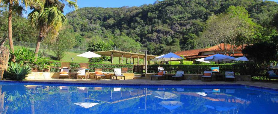 <strong><a href="https://gamela.com.br/" target="_blank" rel="noopener">Hotel-fazenda Gamela Eco Resort</a>, Nova Friburgo (RJ)</strong> Fica a uma hora e a dois pedágios de Nova Friburgo, mas é um programa e tanto para famílias. Os smbientes para crianças têm decorações lúdicas