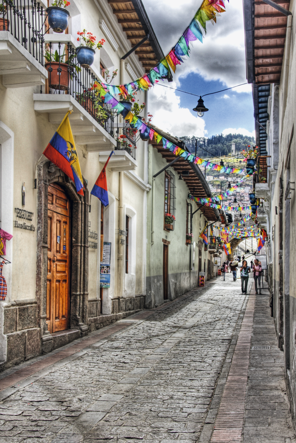 As cores do Equador na Festa da Independência, em Quito As cores do Equador na Festa da Independência, em Quito