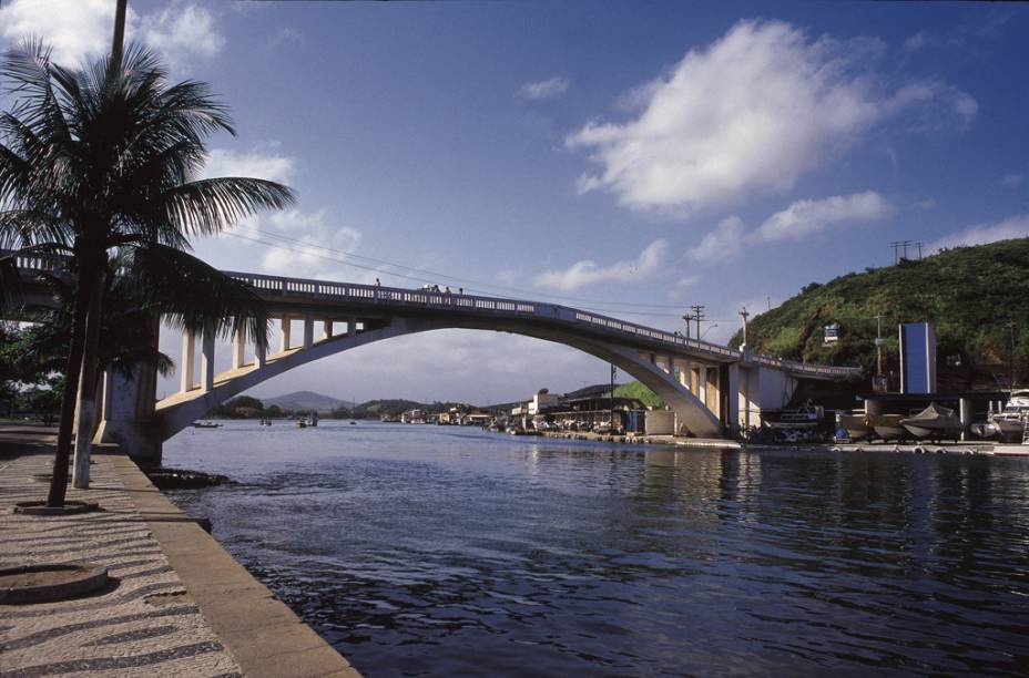 Canal de Cabo Frio, maior e mais estruturado município da Região dos Lagos