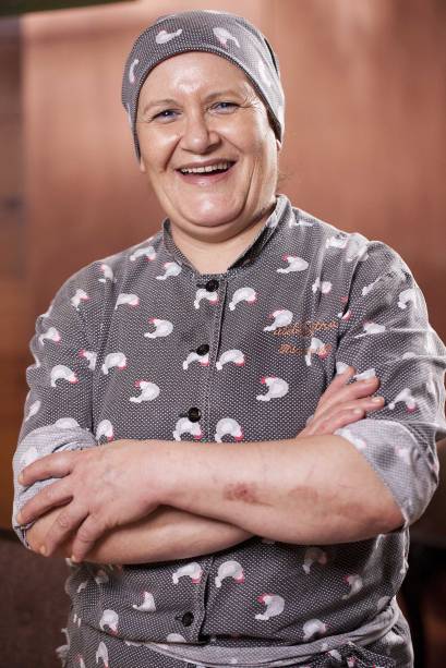 <strong>4. Ilda Vinagre - <a href="https://viajeaqui.abril.com.br/estabelecimentos/br-sp-sao-paulo-restaurante-a-bela-sintra" rel="A Bela Sintra" target="_blank">A Bela Sintra</a> (<a href="https://viajeaqui.abril.com.br/cidades/br-sp-sao-paulo/" rel="São Paulo, SP" target="_blank">São Paulo, SP</a>)</strong> A portuguesa Ilda Vinagre chegou ao <a href="https://viajeaqui.abril.com.br/estabelecimentos/br-sp-sao-paulo-restaurante-a-bela-sintra" rel="A Bela Sintra " target="_blank">A Bela Sintra</a> em 2009, após chefiar vários restaurantes no Alentejo. Hoje, ela faz dupla com o chef-executivo Valderi Gomes. <strong>4. Ilda Vinagre - <a href="https://viajeaqui.abril.com.br/estabelecimentos/br-sp-sao-paulo-restaurante-a-bela-sintra" rel="A Bela Sintra" target="_blank">A Bela Sintra</a> (<a href="https://viajeaqui.abril.com.br/cidades/br-sp-sao-paulo/" rel="São Paulo, SP" target="_blank">São Paulo, SP</a>)</strong> A portuguesa Ilda Vinagre chegou ao <a href="https://viajeaqui.abril.com.br/estabelecimentos/br-sp-sao-paulo-restaurante-a-bela-sintra" rel="A Bela Sintra " target="_blank">A Bela Sintra</a> em 2009, após chefiar vários restaurantes no Alentejo. Hoje, ela faz dupla com o chef-executivo Valderi Gomes.