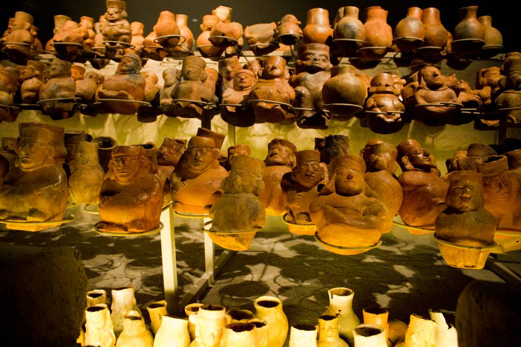 Acervo do Museo Tumbas Reales de Sip&aacute;n, em Lambayeque, pr&oacute;ximo de Chiclayo, norte do Peru