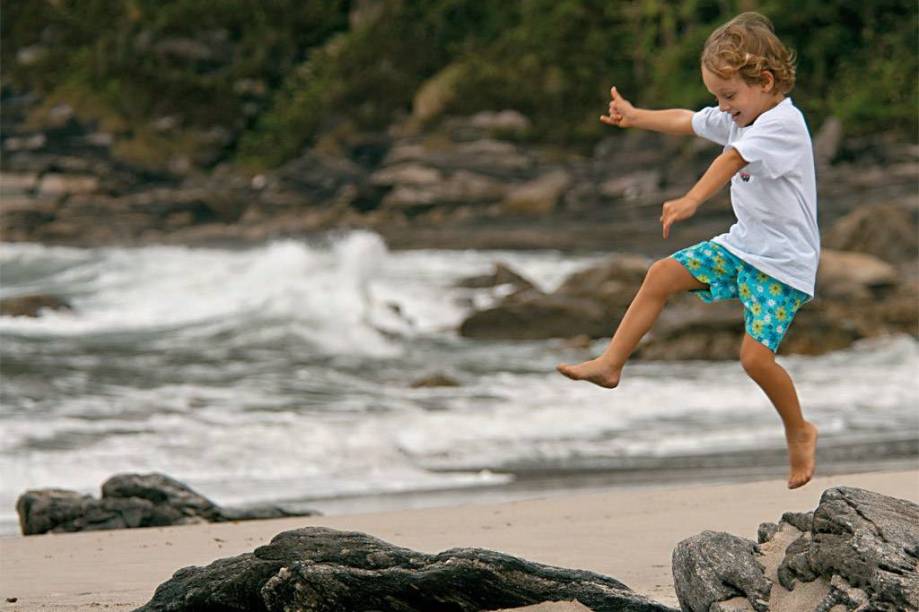 Praia de Calhetas, em São Sebastião Praia de Calhetas, em São Sebastião