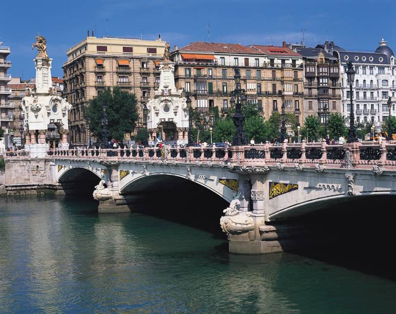 Ponte María Cristina, em San Sebastián