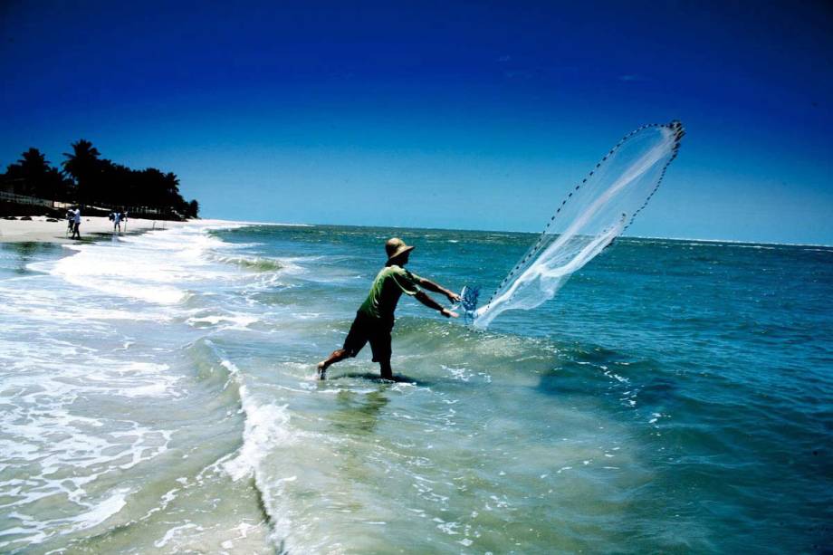 O tranquilo mar da Praia do Saco, um dos mais bonitos do litoral sergipano, tem tonalidade esverdeada O tranquilo mar da Praia do Saco, um dos mais bonitos do litoral sergipano, tem tonalidade esverdeada