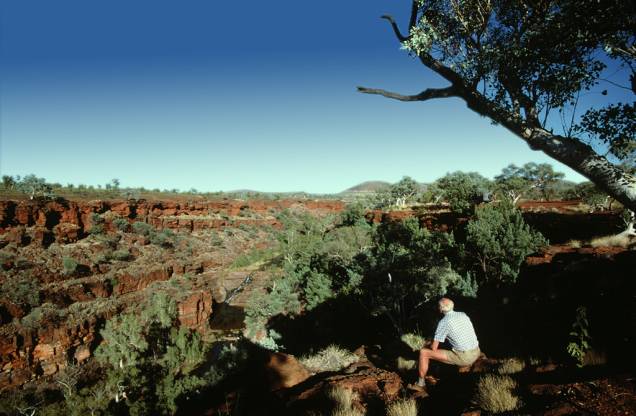 Alice Springs é a principal cidade da região do Outback Alice Springs é a principal cidade da região do Outback