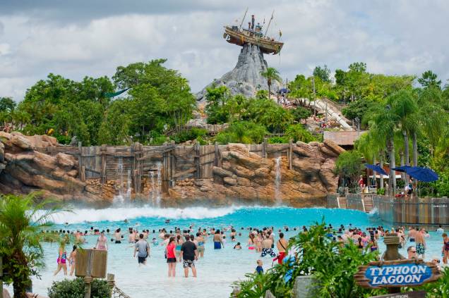 Os parques aquáticos têm promoções especiais Os parques aquáticos têm promoções especiais