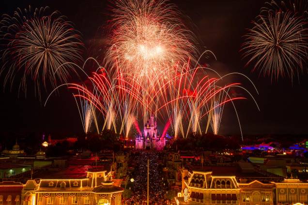 O <a href="https://viajeaqui.abril.com.br/estabelecimentos/estados-unidos-orlando-atracao-magic-kingdom" rel="Magic Kingdom" target="_blank">Magic Kingdom</a> ficará aberto por um dia inteiro: das 6h do dia 22 de maio até as 6h do dia 23 de maio O <a href="https://viajeaqui.abril.com.br/estabelecimentos/estados-unidos-orlando-atracao-magic-kingdom" rel="Magic Kingdom" target="_blank">Magic Kingdom</a> ficará aberto por um dia inteiro: das 6h do dia 22 de maio até as 6h do dia 23 de maio