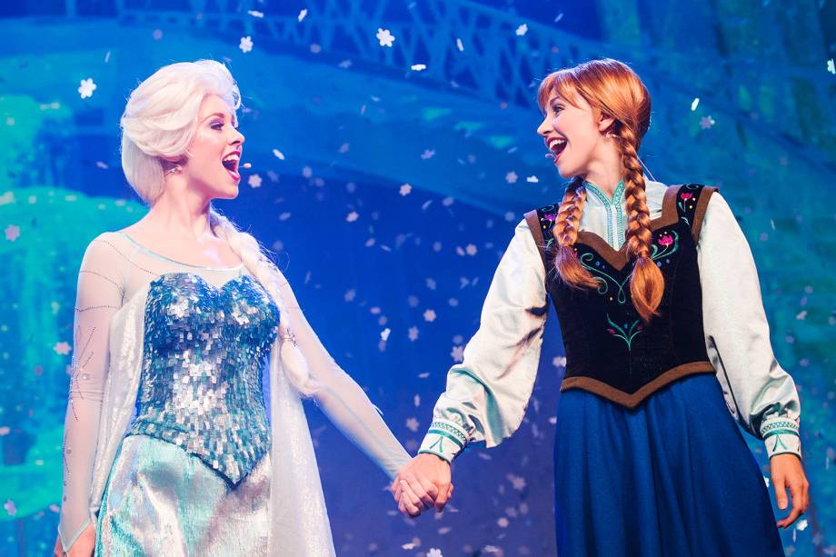 As paradas do <em>Frozen Summer Fun</em> acontecem do dia 17 de junho a 17 de setembro, no parque <a href="https://viajeaqui.abril.com.br/estabelecimentos/estados-unidos-orlando-atracao-hollywood-studios" rel="Hollywood Studios" target="_blank">Hollywood Studios</a>