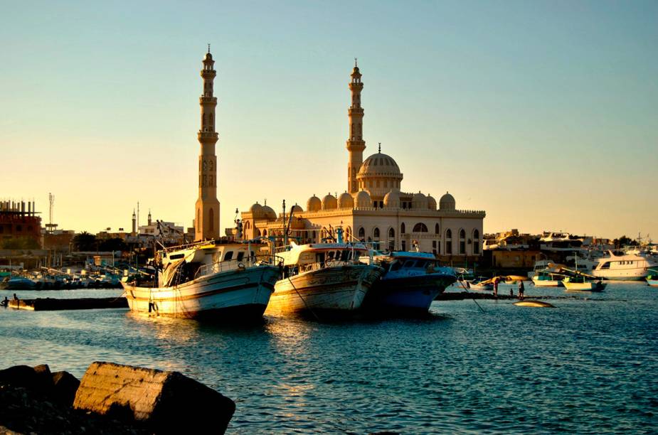 <strong>7. Hurghada - <a href="https://viajeaqui.abril.com.br/paises/egito" rel="Egito" target="_blank">Egito</a></strong>Os dias são ensolarados praticamente o ano todo nesse balneário que é banhado pelo Mar Vermelho. Algumas praias oferecem boas condições para mergulho, é o caso de Sham El Naga. <strong>7. Hurghada - <a href="https://viajeaqui.abril.com.br/paises/egito" rel="Egito" target="_blank">Egito</a></strong>Os dias são ensolarados praticamente o ano todo nesse balneário que é banhado pelo Mar Vermelho. Algumas praias oferecem boas condições para mergulho, é o caso de Sham El Naga.