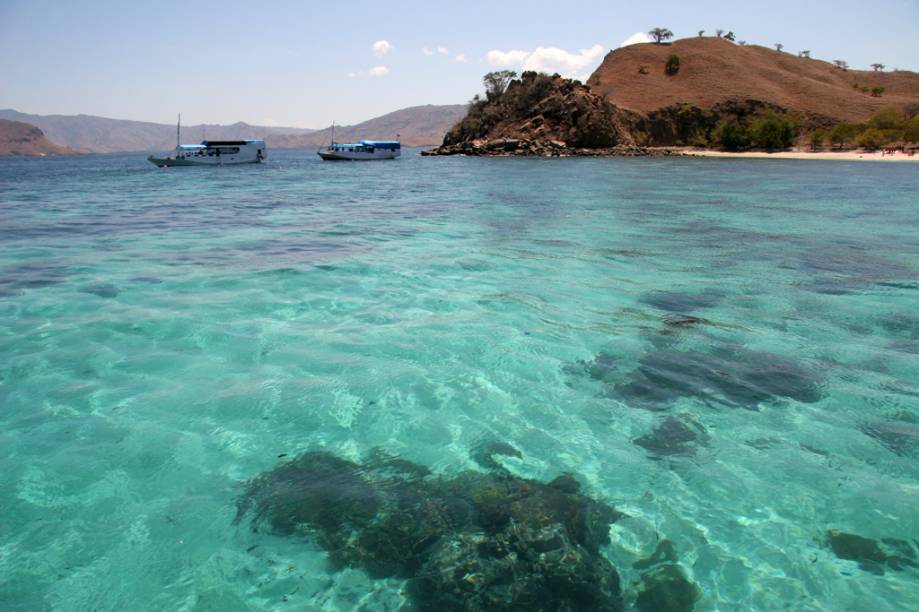 <strong>5. Parque Nacional de Komodo, Indonésia</strong>O Parque Nacional de Komodo se espalha por três ilhas de origem vulcânica na Indonésia, em uma superfície de 1.817 quilômetros quadrados. A reserva abriga o raro dragão de Komodo, além de mil espécies de peixes