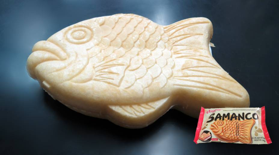 <strong>Samanco</strong><br /> <br /> Um dos achados do bairro da <a href="https://viajeaqui.abril.com.br/estabelecimentos/br-sp-sao-paulo-atracao-liberdade" rel="Liberdade">Liberdade</a>, em <a href="https://viajeaqui.abril.com.br/cidades/br-sp-sao-paulo" rel="São Paulo">São Paulo</a>, é o sorvete <strong>Samanco</strong>, fabricado na <a href="https://viajeaqui.abril.com.br/paises/coreia-do-sul" rel="Coreia do Sul">Coreia do Sul</a>. Em formato de peixe, o gelado é recheado com doce de feijão Azuki (típico da culinária oriental) e sorvete de baunilha, coberto com uma casquinha de biscoito crocante de sabor neutro. Para experimentá-lo, procure as geladeiras das lojas da rua Galvão Bueno, próxima à estação de metrô Liberdade <strong>Samanco</strong><br /> <br /> Um dos achados do bairro da <a href="https://viajeaqui.abril.com.br/estabelecimentos/br-sp-sao-paulo-atracao-liberdade" rel="Liberdade">Liberdade</a>, em <a href="https://viajeaqui.abril.com.br/cidades/br-sp-sao-paulo" rel="São Paulo">São Paulo</a>, é o sorvete <strong>Samanco</strong>, fabricado na <a href="https://viajeaqui.abril.com.br/paises/coreia-do-sul" rel="Coreia do Sul">Coreia do Sul</a>. Em formato de peixe, o gelado é recheado com doce de feijão Azuki (típico da culinária oriental) e sorvete de baunilha, coberto com uma casquinha de biscoito crocante de sabor neutro. Para experimentá-lo, procure as geladeiras das lojas da rua Galvão Bueno, próxima à estação de metrô Liberdade