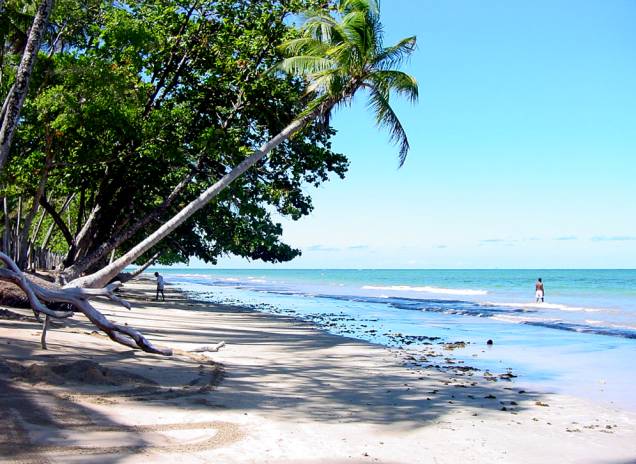 <strong><a href="https://viajeaqui.abril.com.br/cidades/br-ba-morro-de-sao-paulo" rel="MORRO DE SP" target="_self">MORRO DE SP</a> & <a href="https://viajeaqui.abril.com.br/cidades/br-ba-ilha-de-boipeba" rel="BOIPEBA (BA)" target="_self">BOIPEBA (BA)</a> </strong>A popular Morro de São Paulo é o destino da primeira e da última noite deste pacote, no qual o filé são as cinco noites de tranquilidade em bangalô da <a href="https://bit.ly/mn_gb" rel="Pousada Mangabeiras" target="_blank">Pousada Mangabeiras</a>, na Ilha de Boipeba, um santuário com 20 km de praias semidesertas e piscinas naturais.<strong>QUANDO:</strong> Em outubro<strong>QUEM LEVA:</strong> a <a href="https://intravel.com.br" rel="Intravel" target="_blank">Intravel</a><strong>QUANTO:</strong> R$ 3 150 <strong><a href="https://viajeaqui.abril.com.br/cidades/br-ba-morro-de-sao-paulo" rel="MORRO DE SP" target="_self">MORRO DE SP</a> & <a href="https://viajeaqui.abril.com.br/cidades/br-ba-ilha-de-boipeba" rel="BOIPEBA (BA)" target="_self">BOIPEBA (BA)</a> </strong>A popular Morro de São Paulo é o destino da primeira e da última noite deste pacote, no qual o filé são as cinco noites de tranquilidade em bangalô da <a href="https://bit.ly/mn_gb" rel="Pousada Mangabeiras" target="_blank">Pousada Mangabeiras</a>, na Ilha de Boipeba, um santuário com 20 km de praias semidesertas e piscinas naturais.<strong>QUANDO:</strong> Em outubro<strong>QUEM LEVA:</strong> a <a href="https://intravel.com.br" rel="Intravel" target="_blank">Intravel</a><strong>QUANTO:</strong> R$ 3 150