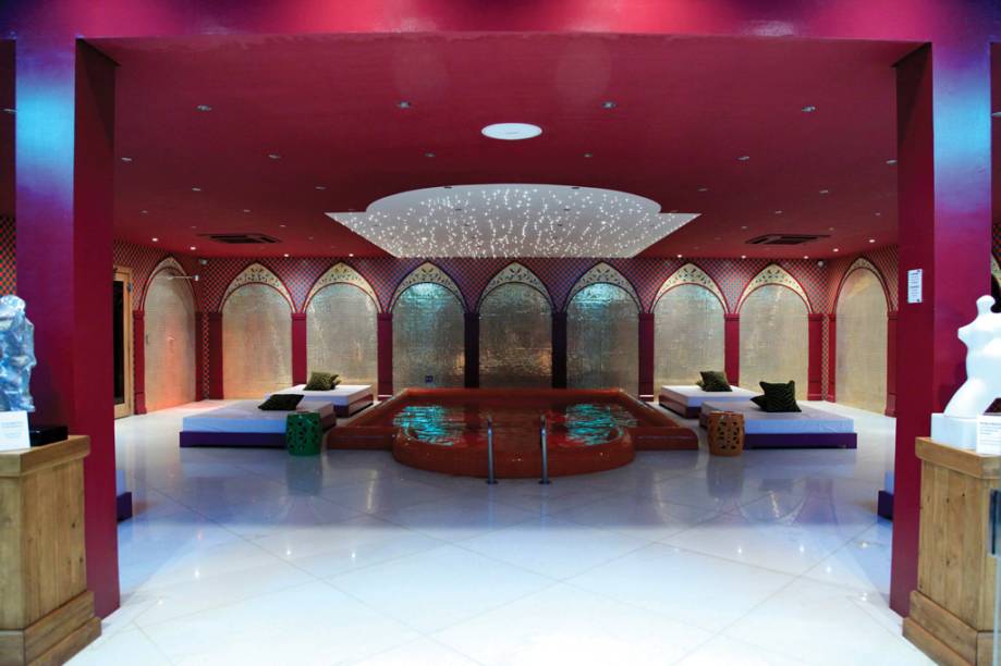 Piscina do <a href="https://www.booking.com/hotel/br/dpny-beach.pt-br.html?aid=332455" target="_blank" rel="noopener"><strong>DPNY Beach Hotel & Spa</strong></a>, na <strong>Praia do Curral</strong> Piscina do <a href="https://www.booking.com/hotel/br/dpny-beach.pt-br.html?aid=332455" target="_blank" rel="noopener"><strong>DPNY Beach Hotel & Spa</strong></a>, na <strong>Praia do Curral</strong>