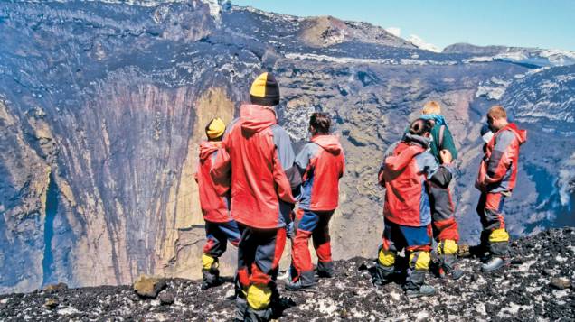 A chegada à cratera do Villarrica, a 2 847 metros de altura A chegada à cratera do Villarrica, a 2 847 metros de altura