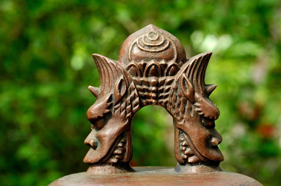 Aos domingos, o Mosteiro Zen Budista é aberto à visitação. Os monges levam os turistas para conhecer a Casa do Retiro e os cinco templos do complexo Aos domingos, o Mosteiro Zen Budista é aberto à visitação. Os monges levam os turistas para conhecer a Casa do Retiro e os cinco templos do complexo