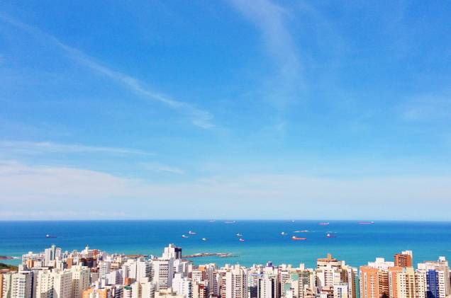 A Praia da Costa é a mais frequentada da cidade e uma das mais importantes do Espirito Santo A Praia da Costa é a mais frequentada da cidade e uma das mais importantes do Espirito Santo