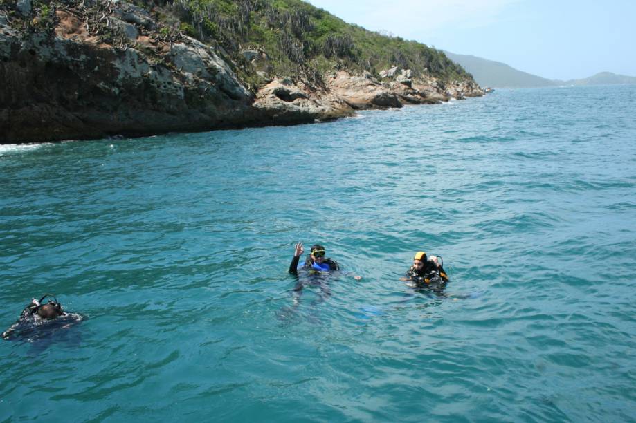 Por causa do fenômeno da ressurgência, a fauna marinha em Arraial é das mais ricas, o que faz da cidade um paraíso para o mergulho Por causa do fenômeno da ressurgência, a fauna marinha em Arraial é das mais ricas, o que faz da cidade um paraíso para o mergulho