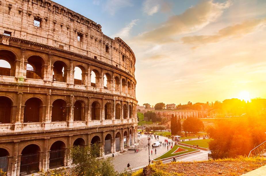 O <a href="https://viajeaqui.abril.com.br/estabelecimentos/italia-roma-atracao-coloseo-coliseu" rel="Coliseu" target="_blank">Coliseu</a> em <a href="https://viajeaqui.abril.com.br/cidades/italia-roma" rel="Roma" target="_blank">Roma</a>, um dos monumentos mais famosos (e mais poderosos) de toda a <a href="https://viajeaqui.abril.com.br/paises/italia" rel="Itália" target="_blank">Itália</a>