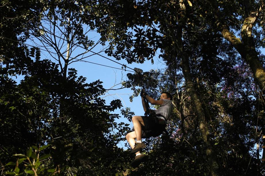 Quem vai a Brumadinho também pode se aventurar na tirolesa