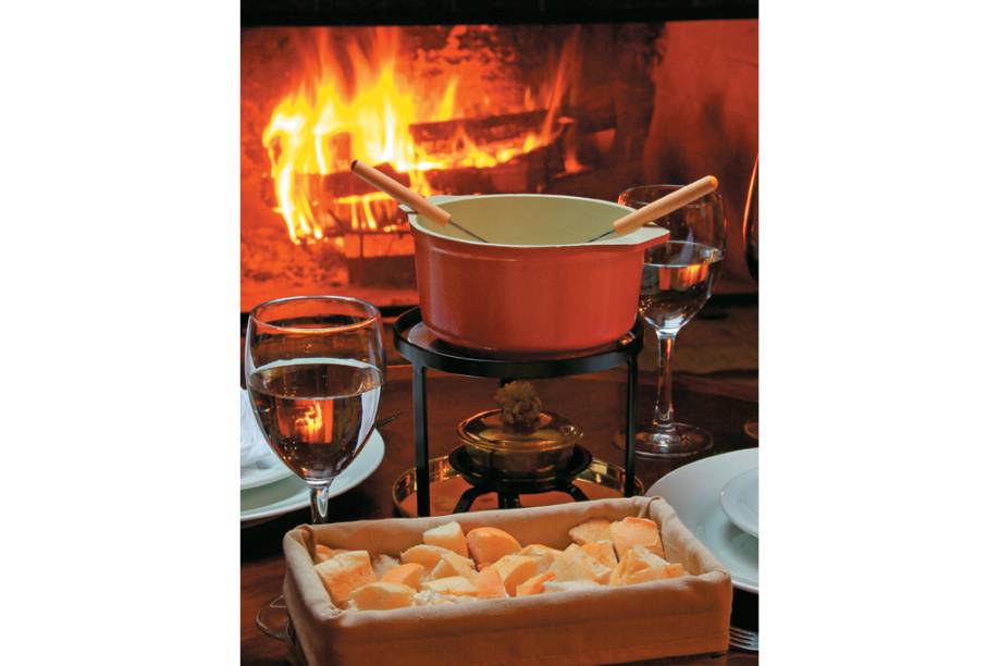A fondue-família do Vila Inglesa A fondue-família do Vila Inglesa