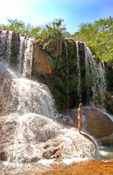<strong>Parque das Cachoeiras</strong>, onde a caminhada, em uma passarela de madeira no meio da vegetação, dura três horas <strong>Parque das Cachoeiras</strong>, onde a caminhada, em uma passarela de madeira no meio da vegetação, dura três horas
