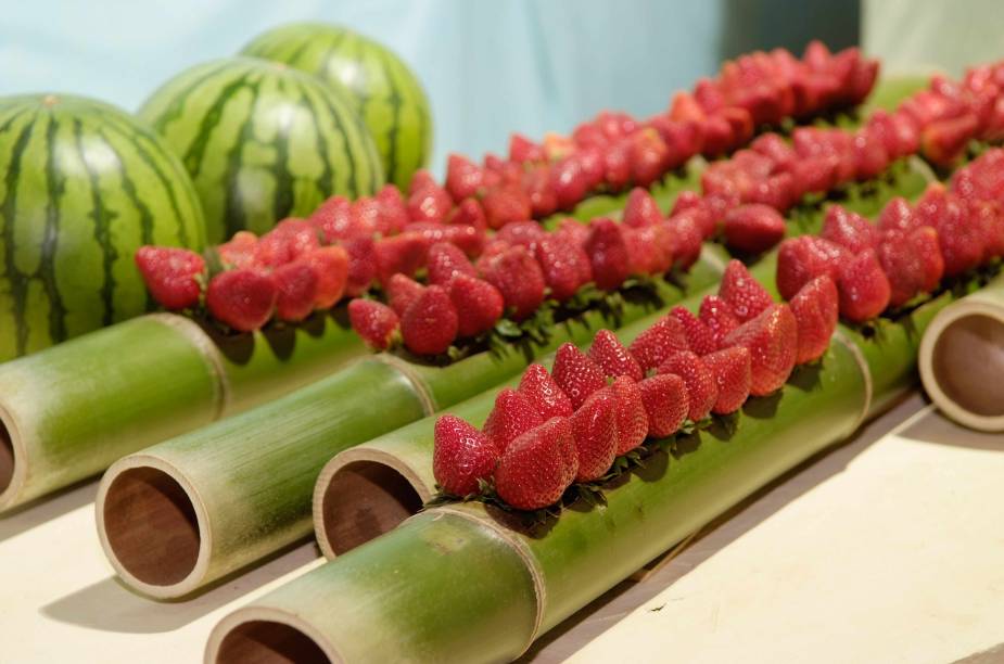 Decoração com morangos na edição de 2011 da festa Decoração com morangos na edição de 2011 da festa