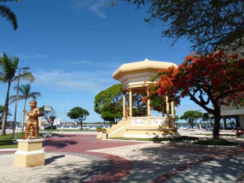 Praça Fausto Cardoso