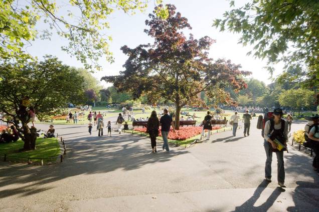 O St. Stephen’s Green é um refúgio verde em meio ao não-caos de Dublin O St. Stephen’s Green é um refúgio verde em meio ao não-caos de Dublin