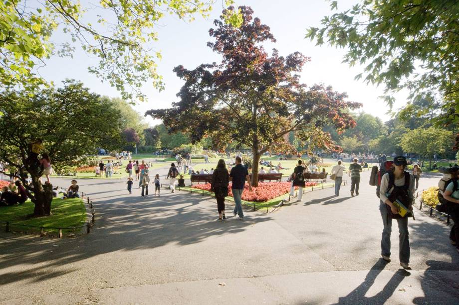 O St. Stephen&rsquo;s Green &eacute; um ref&uacute;gio verde em meio ao n&atilde;o-caos de Dublin