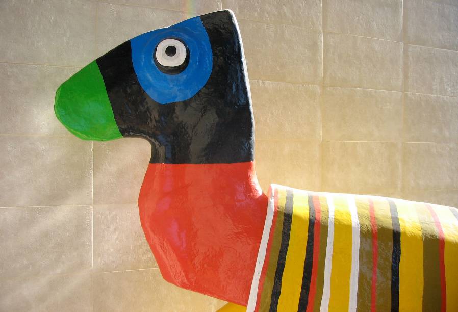 <strong>4. Museu da Solidariedade Salvador Allende</strong> O Museu da Solidariedade Salvador Allende abriga um dos principais acervos de arte moderna de todo o Chile, com mais de 1.500 obras realizadas no século 20 <strong>4. Museu da Solidariedade Salvador Allende</strong> O Museu da Solidariedade Salvador Allende abriga um dos principais acervos de arte moderna de todo o Chile, com mais de 1.500 obras realizadas no século 20