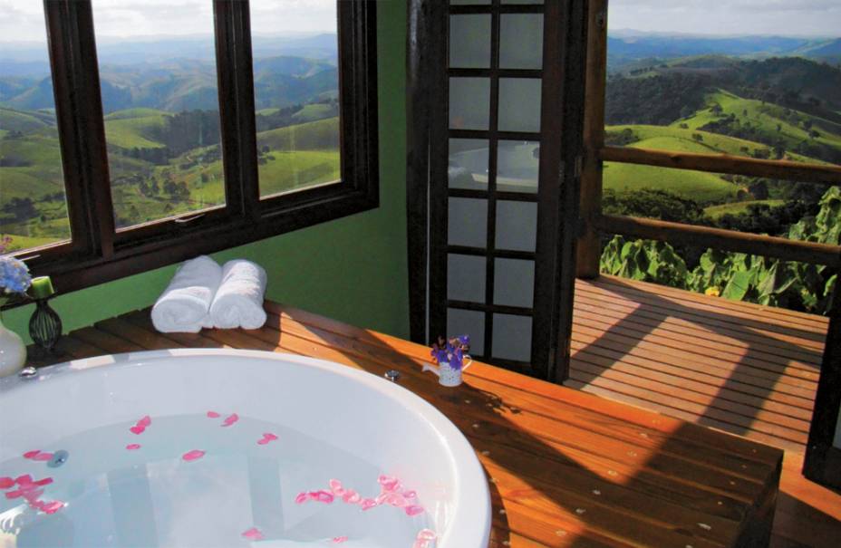 A Quinta da Serra, em <a href="https://Cunha" rel="Cunha" target="_blank">Cunha</a>, e seus uaus para a Mantiqueira A Quinta da Serra, em <a href="https://Cunha" rel="Cunha" target="_blank">Cunha</a>, e seus uaus para a Mantiqueira