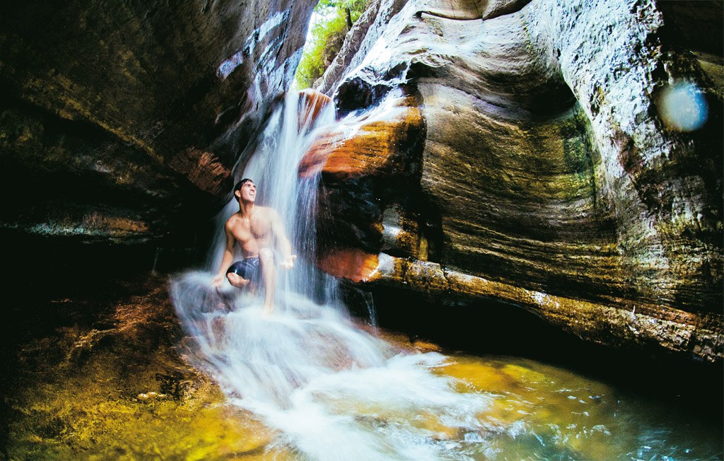 A Cachoeira das Ang&eacute;licas, uma das muitas pr&oacute;ximas ao Vale do Cap&atilde;o