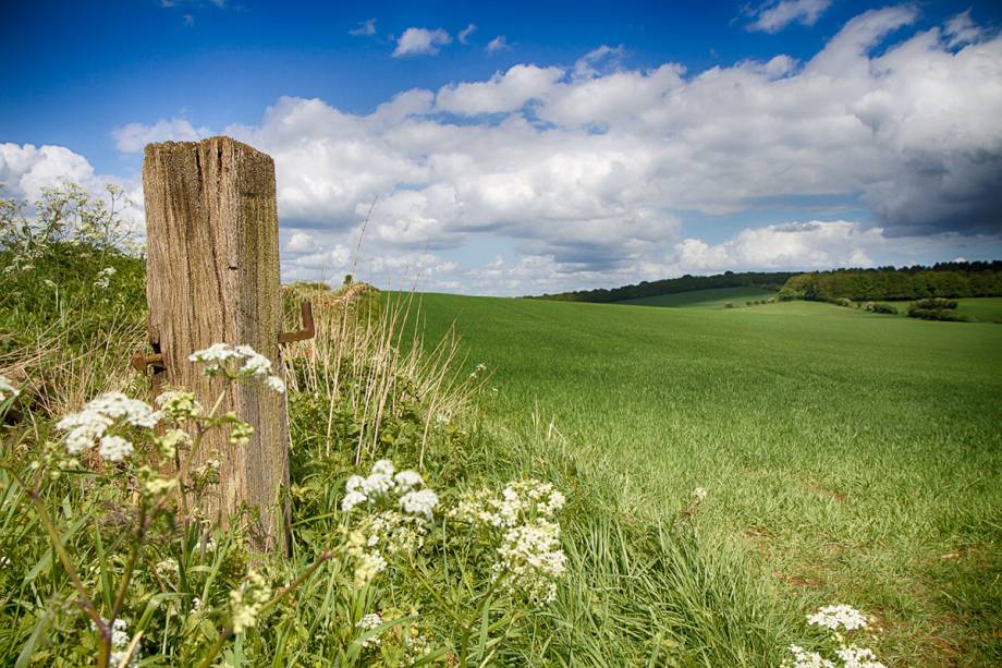 Nem todas as paisagens de Cotswolds são turisticamente conhecidas: algumas têm, até hoje, um apelo encantador, digno de contos de fadas