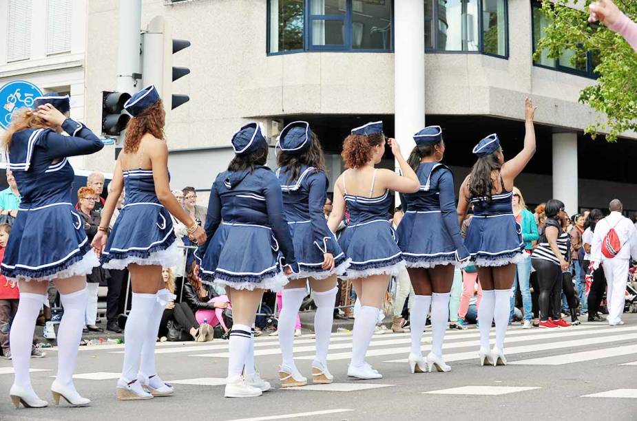 <strong>Roterdã Unlimited </strong>Assim como no Brasil, o Roterdã Unlimited também elege as rainhas do carnaval. <strong>Roterdã Unlimited </strong>Assim como no Brasil, o Roterdã Unlimited também elege as rainhas do carnaval.