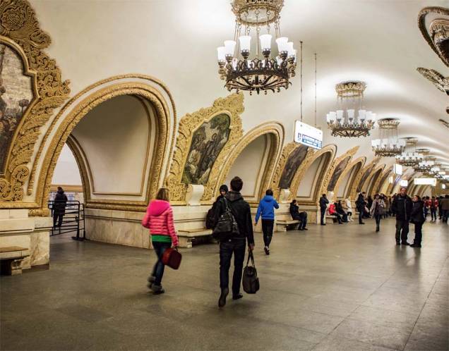 A estação de metrô Kievskaya A estação de metrô Kievskaya