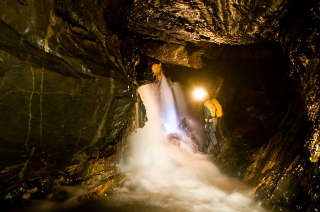 A caverna Água Suja está no caminho da trilha mais famosa do parque, a trilha do Betari A caverna Água Suja está no caminho da trilha mais famosa do parque, a trilha do Betari