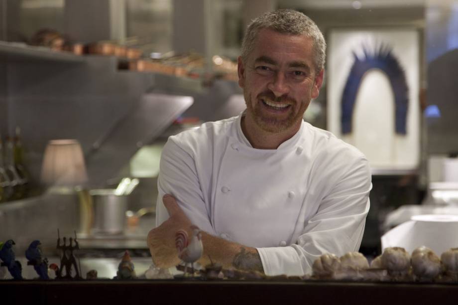 O chef Alex Atala comanda o D.O.M, tr&ecirc;s estrelas e melhor do Brasil pelo Guia Brasil 2013 do GUIA QUATRO RODAS e quarto melhor restaurante do mundo pela revista <em>Restaurant</em>