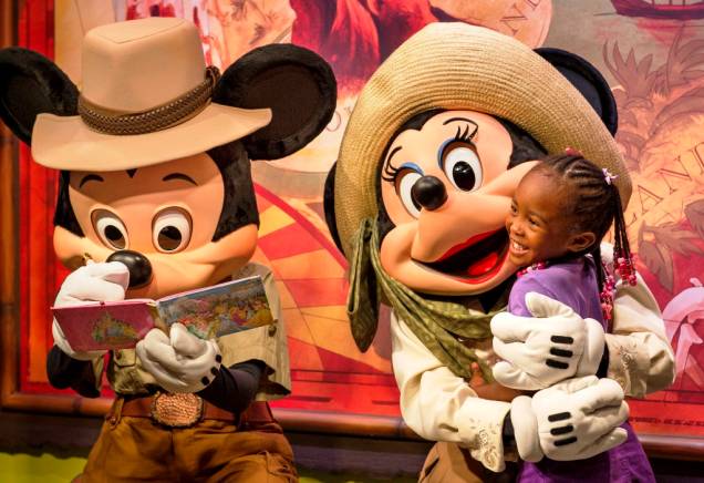 Mickey e Minnie no Adventurers Outpost do Animal Kingdom Mickey e Minnie no Adventurers Outpost do Animal Kingdom