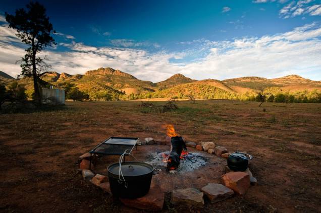 O Arkaba Walk é um trekking de quatro dias em Flinders Ranges, ao norte de Adelaide O Arkaba Walk é um trekking de quatro dias em Flinders Ranges, ao norte de Adelaide