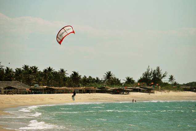 <a href="https://viajeaqui.abril.com.br/cidades/br-pi-barra-grande" rel="Barra Grande"><strong>Barra Grande</strong></a> (PI) Um canto ainda desconhecido pela maioria dos brasileiros, Barra Grande tem ruas de areia e poucos serviços (não é há bancos ou postos de gasolina). As boas condições de vento e mar tranquilo atraíram os praticantes de kitesurfe. Julho é um bom mês para curtir o sossego por lá, pois o tempo está firme <a href="https://viajeaqui.abril.com.br/cidades/br-pi-barra-grande" rel="Barra Grande"><strong>Barra Grande</strong></a> (PI) Um canto ainda desconhecido pela maioria dos brasileiros, Barra Grande tem ruas de areia e poucos serviços (não é há bancos ou postos de gasolina). As boas condições de vento e mar tranquilo atraíram os praticantes de kitesurfe. Julho é um bom mês para curtir o sossego por lá, pois o tempo está firme