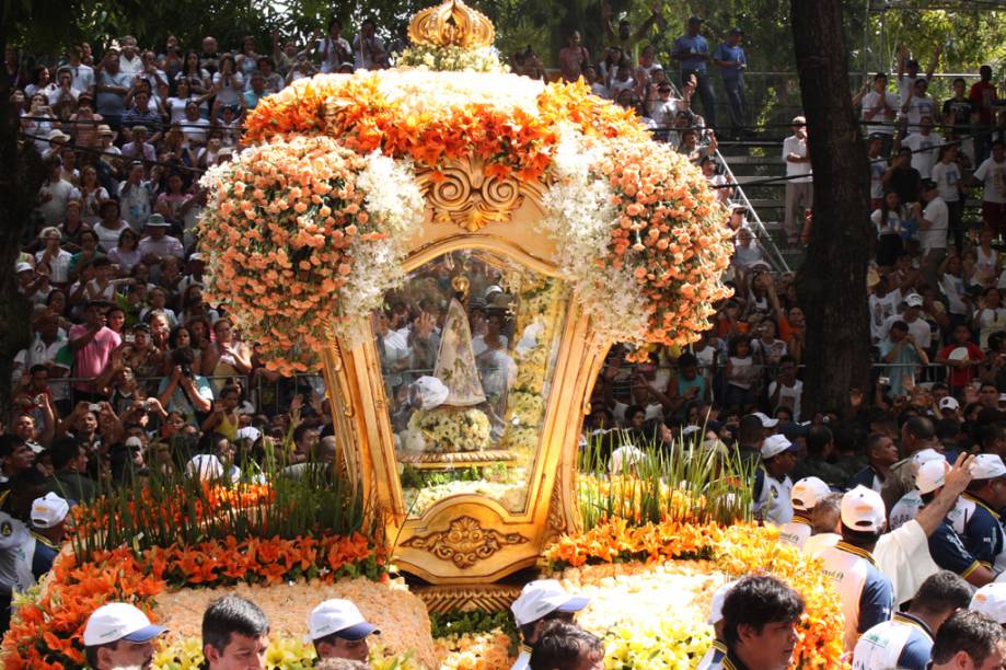 A Procissão do <a href="https://viajeaqui.abril.com.br/estabelecimentos/br-pa-belem-atracao-cirio-de-nazare" rel="Círio de Nazaré" target="_blank">Círio de Nazaré</a> ocorre há mais de 200 anos, sempre no segundo fim de semana de outubro