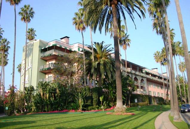 Por muitos anos em decadência, hoje o Beverly Hills hotel voltou ao seu antigo esplendor Por muitos anos em decadência, hoje o Beverly Hills hotel voltou ao seu antigo esplendor