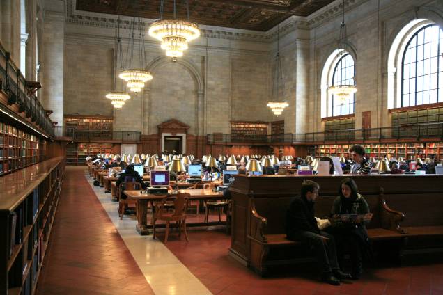 <strong>3. <a href="https://viajeaqui.abril.com.br/estabelecimentos/estados-unidos-nova-york-atracao-ny-public-library" rel="Biblioteca Pública de Nova York" target="_blank">Biblioteca Pública de Nova York</a></strong> De arquitetura imponente, o lugar guarda um acervo impressionante, além de pequenas lojinhas. Por aqui, vale a pena fazer uma visita guiada para conhecer a história do lugar e de sua estrutura <strong>3. <a href="https://viajeaqui.abril.com.br/estabelecimentos/estados-unidos-nova-york-atracao-ny-public-library" rel="Biblioteca Pública de Nova York" target="_blank">Biblioteca Pública de Nova York</a></strong> De arquitetura imponente, o lugar guarda um acervo impressionante, além de pequenas lojinhas. Por aqui, vale a pena fazer uma visita guiada para conhecer a história do lugar e de sua estrutura