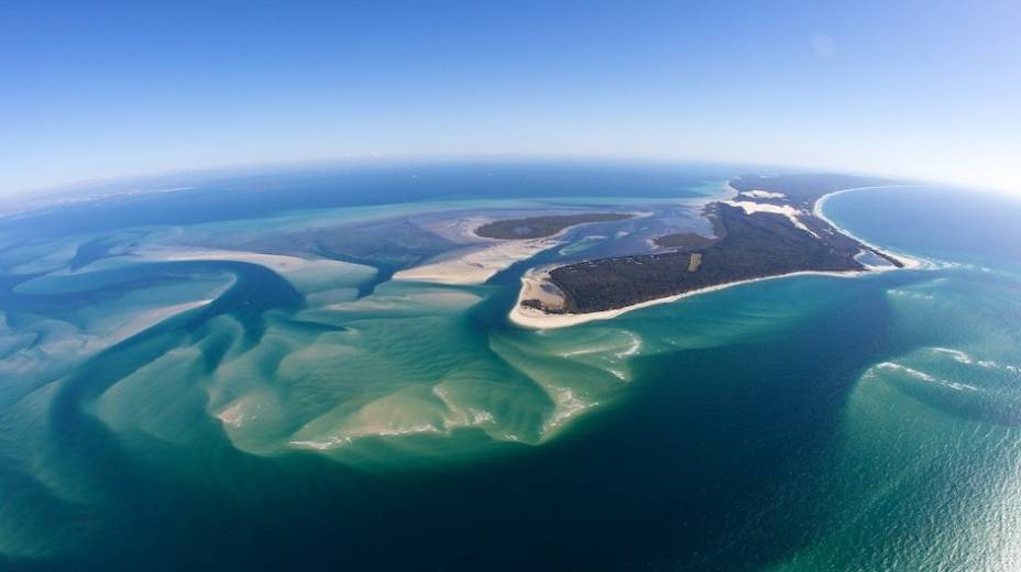 Moreton Island é um dos destinos favoritos na região de Brisbane, no nordeste da <a href="https://beta-develop.viagemeturismo.abril.com.br/paises/australia-2/">Austrália</a> Moreton Island é um dos destinos favoritos na região de Brisbane, no nordeste da <a href="https://beta-develop.viagemeturismo.abril.com.br/paises/australia-2/">Austrália</a>