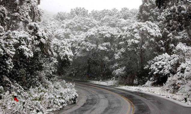 <strong><a href="https://viajeaqui.abril.com.br/cidades/br-sc-sao-joaquim" rel="17. São Joaquim (SC)" target="_self">17. São Joaquim (SC)</a></strong> Aqui, a neve já é velha amiga dos moradores – e as temperaturas já chegaram a -10°C no inverno <strong><a href="https://viajeaqui.abril.com.br/cidades/br-sc-sao-joaquim" rel="17. São Joaquim (SC)" target="_self">17. São Joaquim (SC)</a></strong> Aqui, a neve já é velha amiga dos moradores – e as temperaturas já chegaram a -10°C no inverno