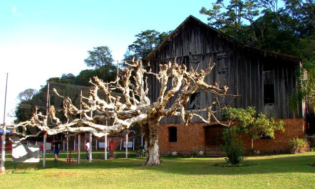 <strong><a href="https://viajeaqui.abril.com.br/cidades/br-mg-sao-joao-del-rei" rel="16. São João Del Rei (MG)" target="_self">16. São João Del Rei (MG)</a></strong> Igrejas barrocas também conservam seu patrimônio, como a <strong><a href="https://viajeaqui.abril.com.br/estabelecimentos/br-mg-sao-joao-del-rei-atracao-igreja-sao-francisco-de-assis" rel="Igreja de São Francisco de Assis " target="_self">Igreja de São Francisco de Assis</a> </strong>(foto) e a <a href="https://viajeaqui.abril.com.br/estabelecimentos/br-mg-sao-joao-del-rei-atracao-catedral-n-s-do-pilar" rel="Catedral Nossa Senhora do Pilar" target="_self">Catedral Nossa Senhora do Pilar</a> <strong><a href="https://viajeaqui.abril.com.br/cidades/br-mg-sao-joao-del-rei" rel="16. São João Del Rei (MG)" target="_self">16. São João Del Rei (MG)</a></strong> Igrejas barrocas também conservam seu patrimônio, como a <strong><a href="https://viajeaqui.abril.com.br/estabelecimentos/br-mg-sao-joao-del-rei-atracao-igreja-sao-francisco-de-assis" rel="Igreja de São Francisco de Assis " target="_self">Igreja de São Francisco de Assis</a> </strong>(foto) e a <a href="https://viajeaqui.abril.com.br/estabelecimentos/br-mg-sao-joao-del-rei-atracao-catedral-n-s-do-pilar" rel="Catedral Nossa Senhora do Pilar" target="_self">Catedral Nossa Senhora do Pilar</a>