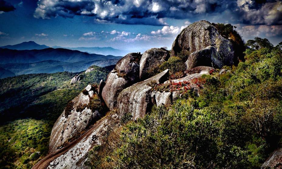 <strong><a href="https://viajeaqui.abril.com.br/cidades/br-mg-monte-verde" rel="12. Monte Verde (MG)" target="_self">12. Monte Verde (MG)</a></strong> Aqui, o clima de montanha torna as paisagens propensas a geadas <strong><a href="https://viajeaqui.abril.com.br/cidades/br-mg-monte-verde" rel="12. Monte Verde (MG)" target="_self">12. Monte Verde (MG)</a></strong> Aqui, o clima de montanha torna as paisagens propensas a geadas